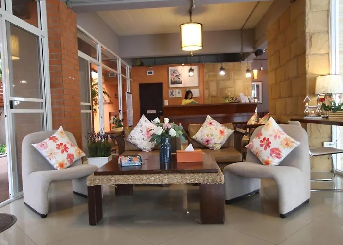 Plai And Herbs Suvarnabhumi Airport 酒店
