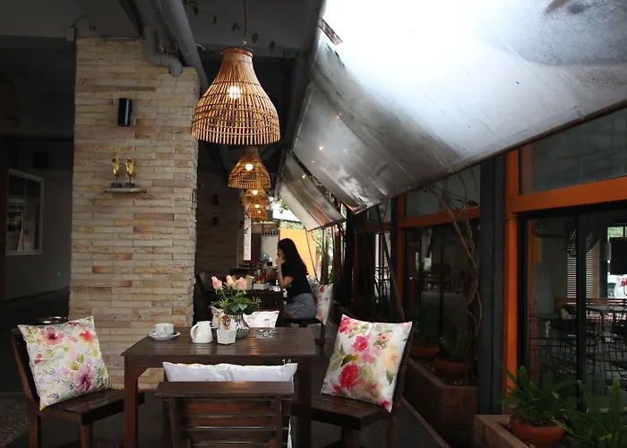 Plai And Herbs Suvarnabhumi Airport 酒店 曼谷